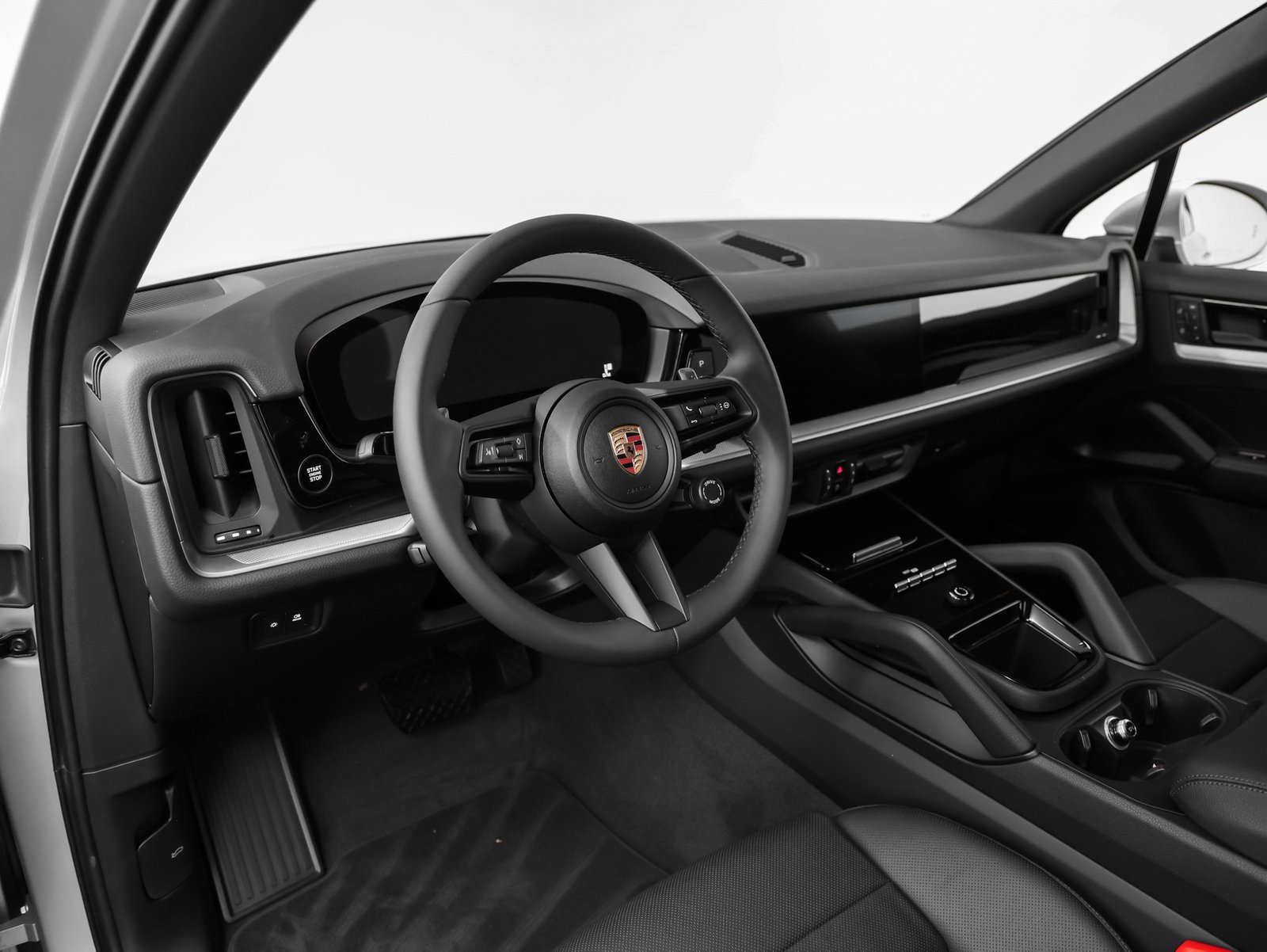 Used 2025 Porsche Cayenne image 43