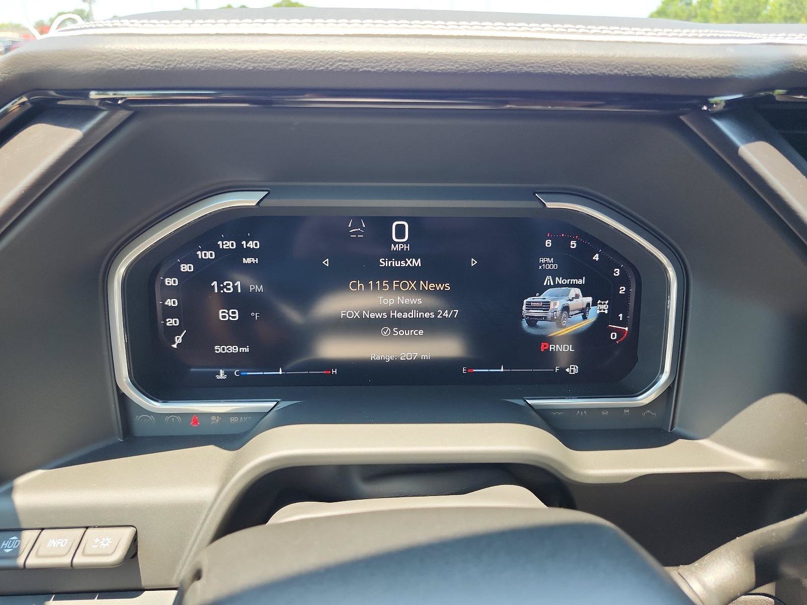 Used 2026 GMC Sierra 2500 AT4X AWD/4WD image 30
