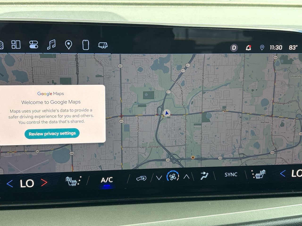 Used 2025 Chevrolet Traverse LT image 23