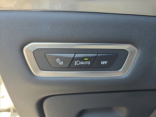 Used 2024 BMW X7 xDrive40i AWD/4WD image 25