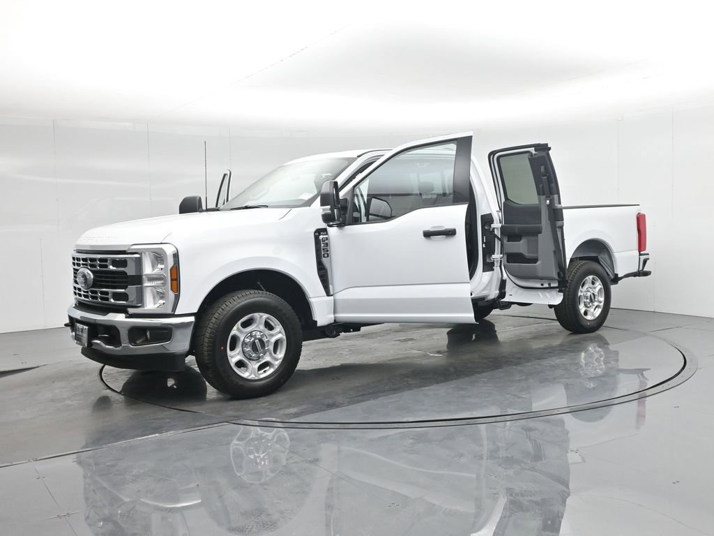 New 2026 Ford F350 XLT image 29