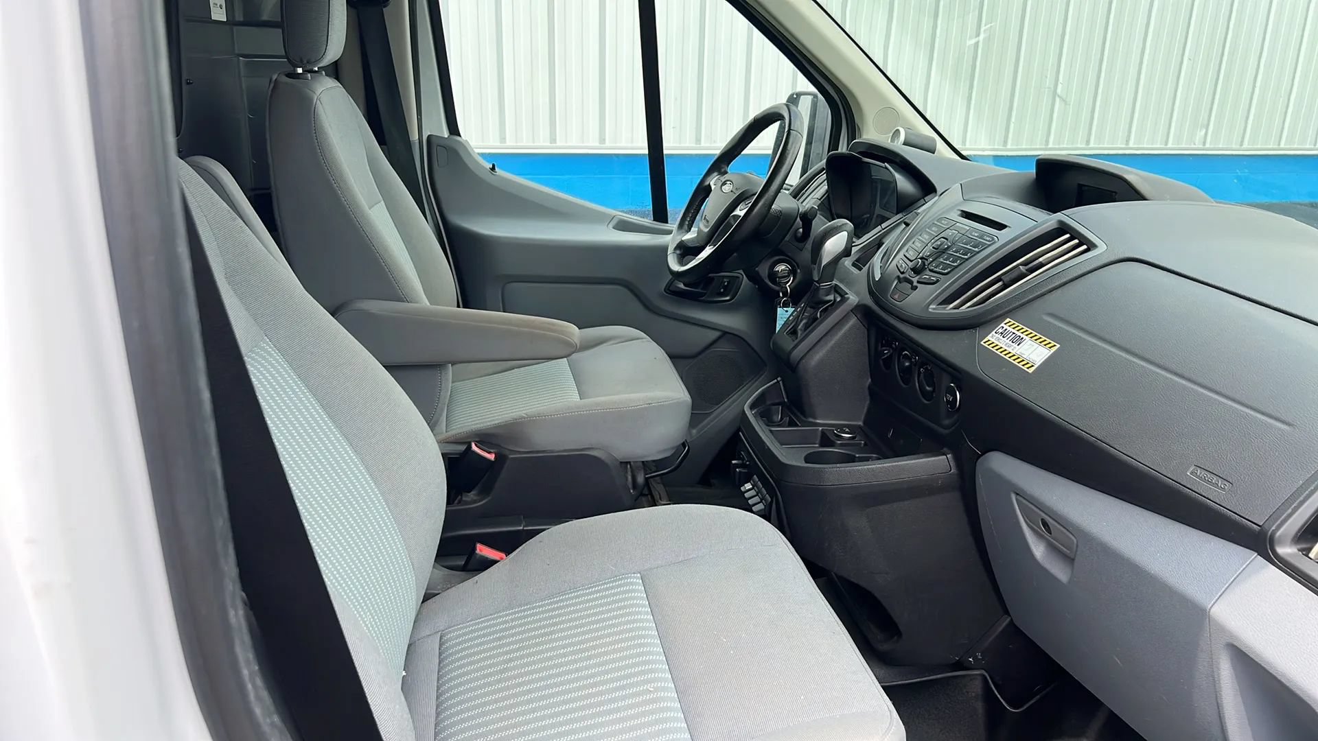 Used 2019 Ford Transit 150 130 Low Roof RWD image 22