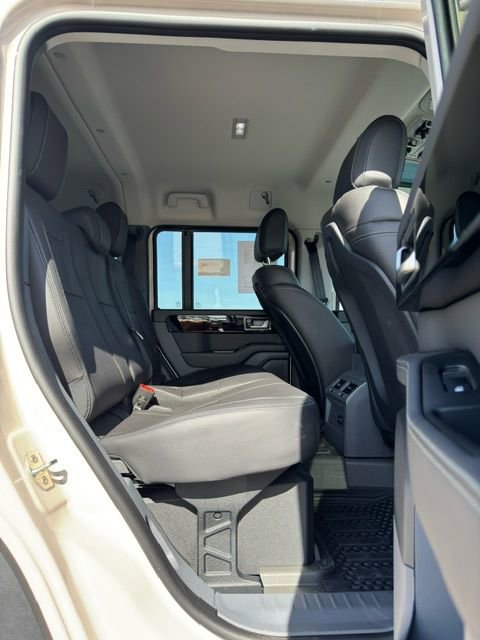 Used 2025 INEOS Grenadier image 20