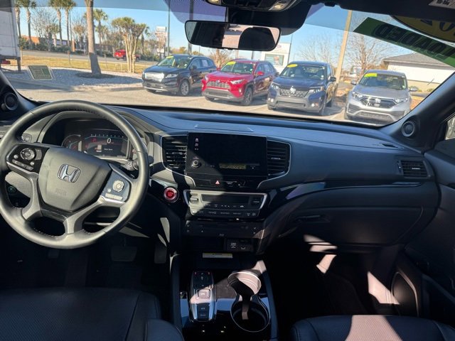 Used 2022 Honda Pilot Black Edition image 5