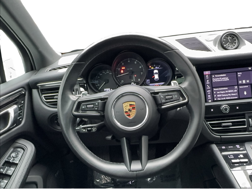 Used 2024 Porsche Macan w/ Premium Plus Package AWD/4WD image 40