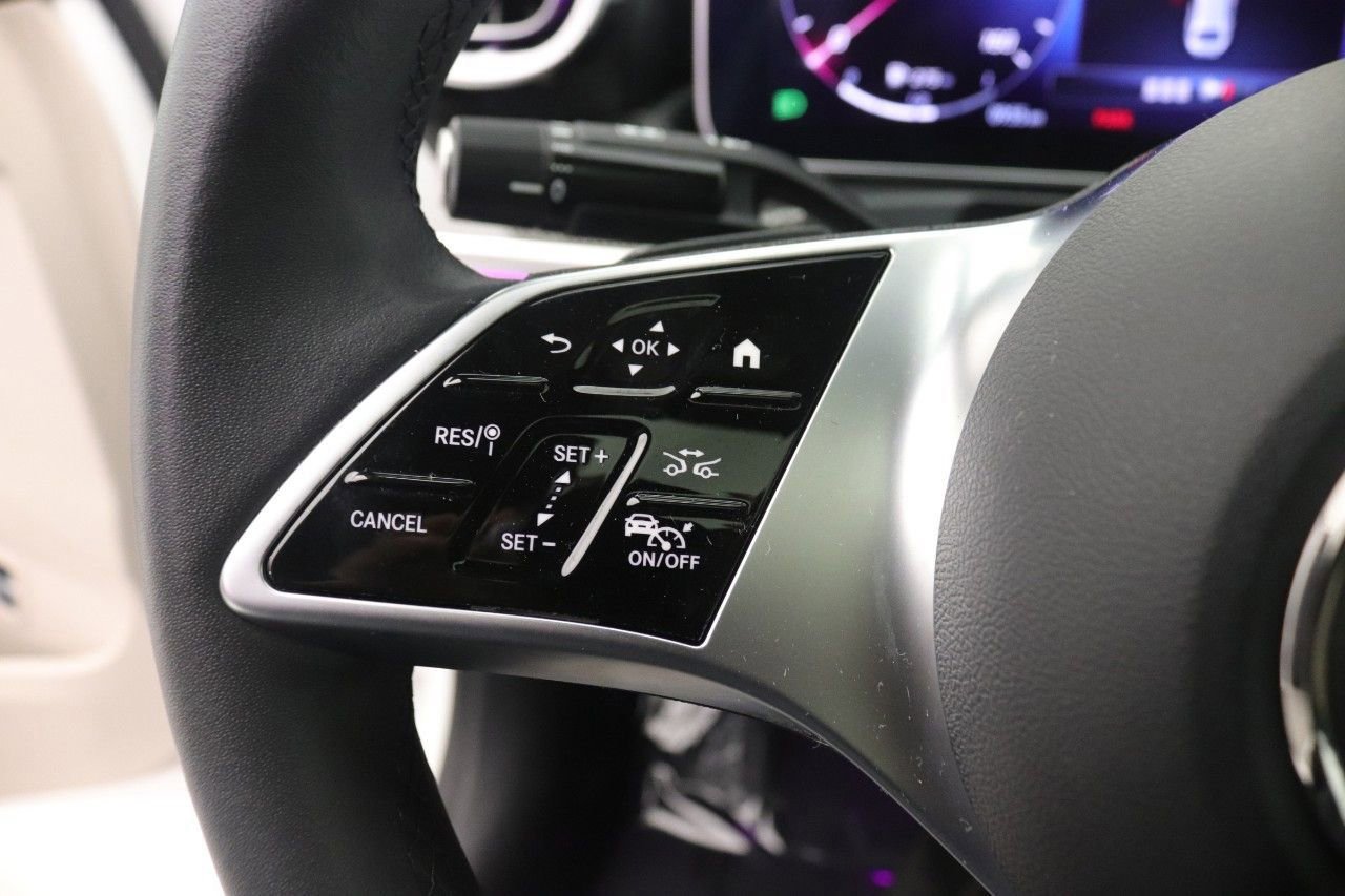 Certified 2023 Mercedes-Benz C 300 Sedan image 13