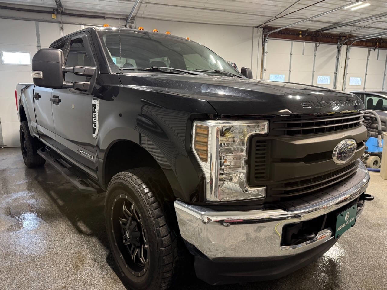 Used 2018 Ford F250 XL w/ Power Equipment Group image 2
