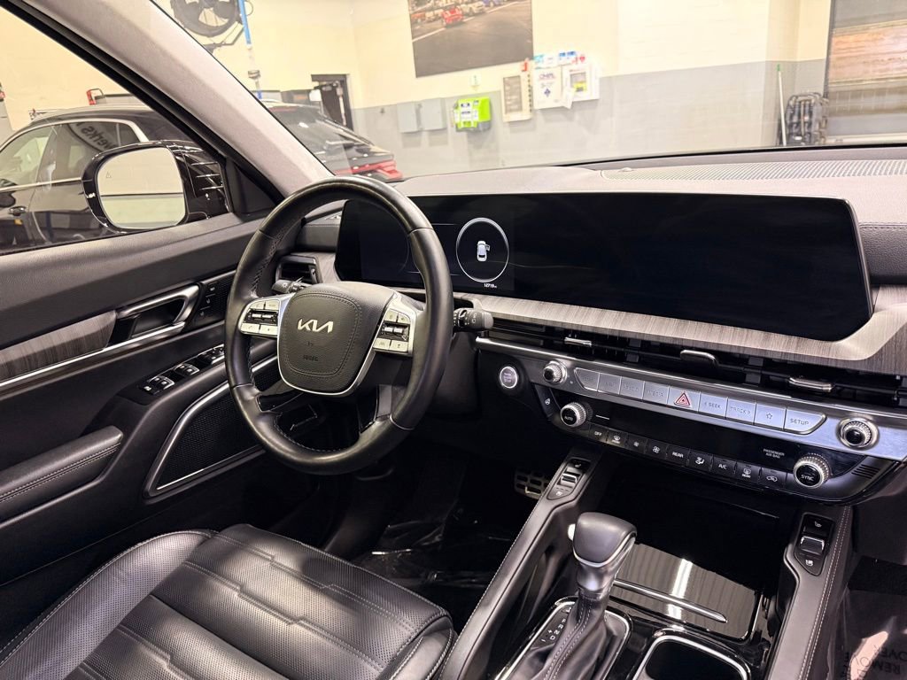 Used 2024 Kia Telluride SX Prestige image 32