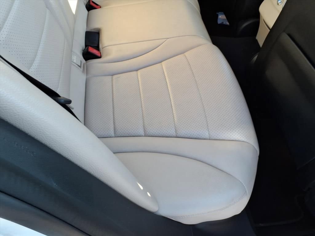 Used 2019 Mercedes-Benz C 300 Sedan image 20