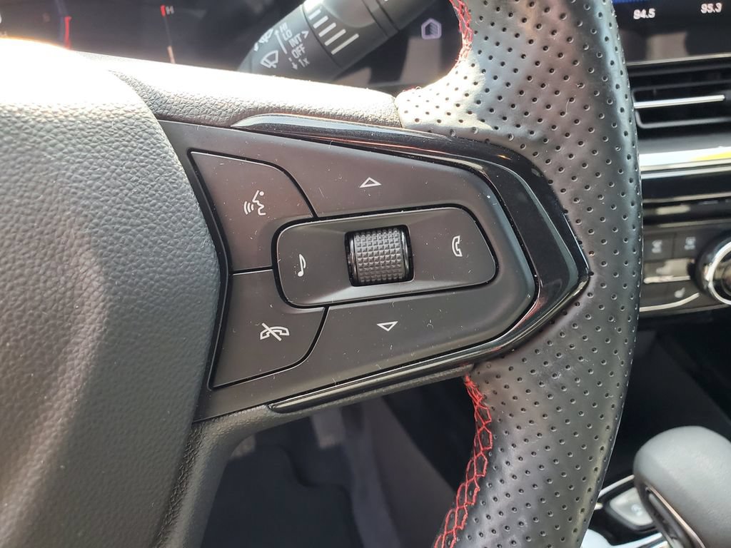 Certified 2024 Chevrolet Trax RS w/ Driver Confidence Package FWD image 11