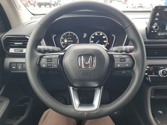 New 2025 Honda Pilot Touring image 31