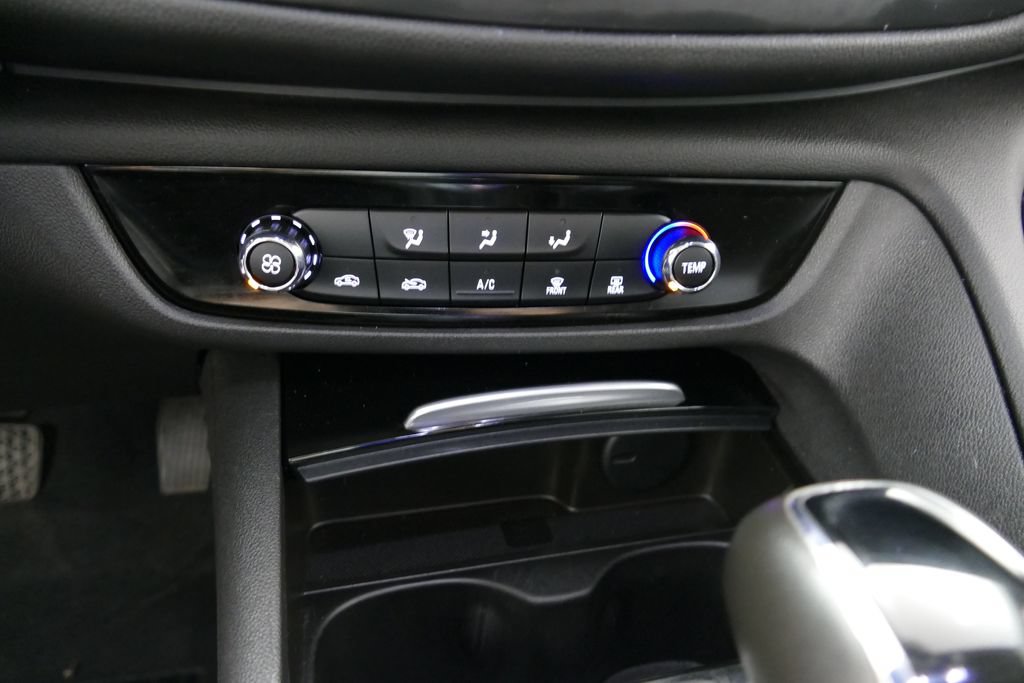 Used 2019 Buick Regal Preferred AWD/4WD image 16
