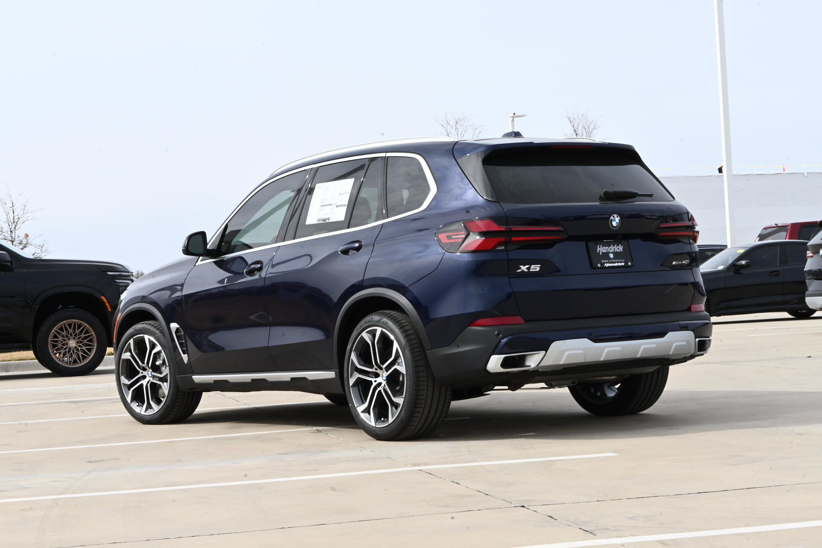 Used 2026 BMW X5 xDrive40i AWD/4WD image 2