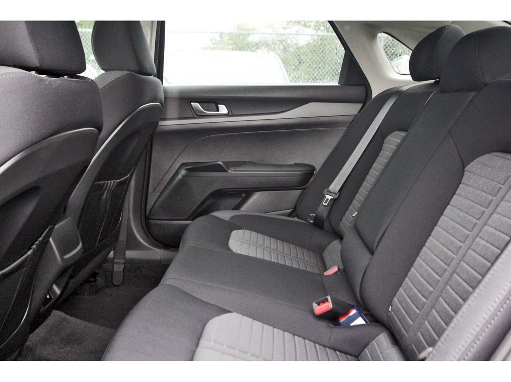 New 2026 Kia K5 LXS FWD image 22