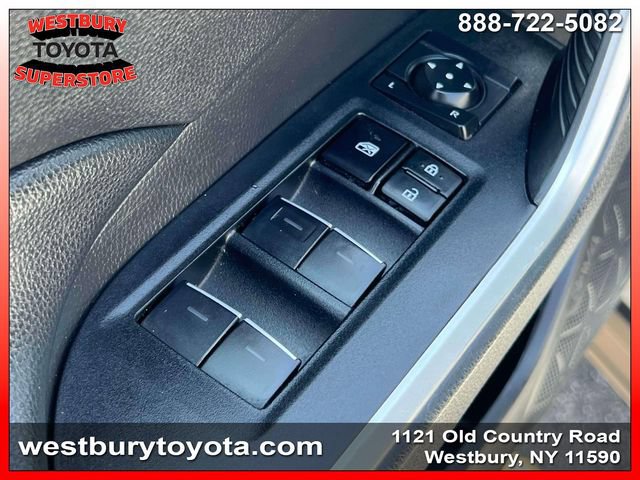 Used 2025 Toyota RAV4 XLE w/ Weather Package AWD/4WD image 19
