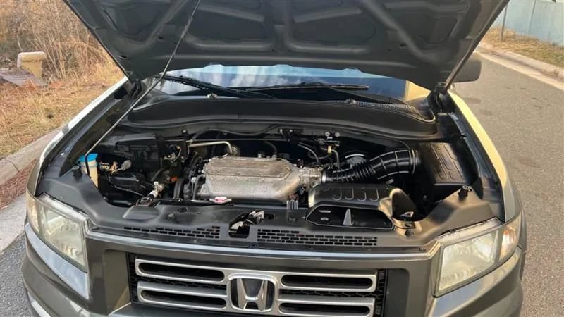 Used 2008 Honda Ridgeline RT image 37