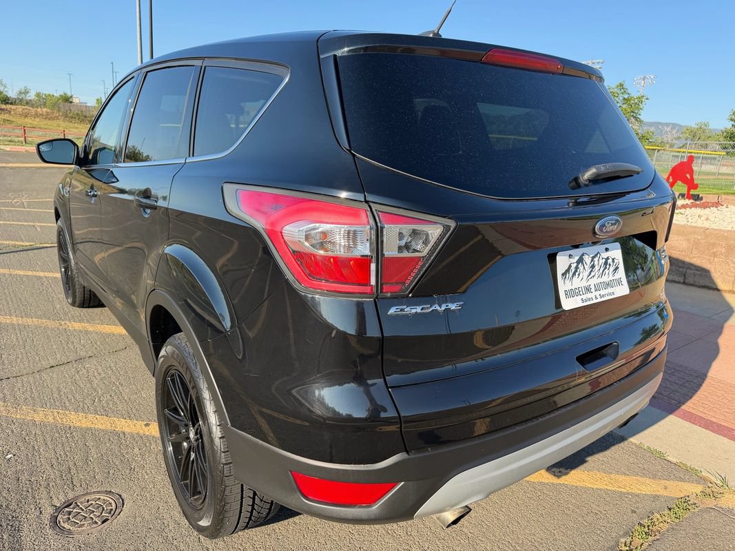 Used 2017 Ford Escape SE AWD/4WD image 7