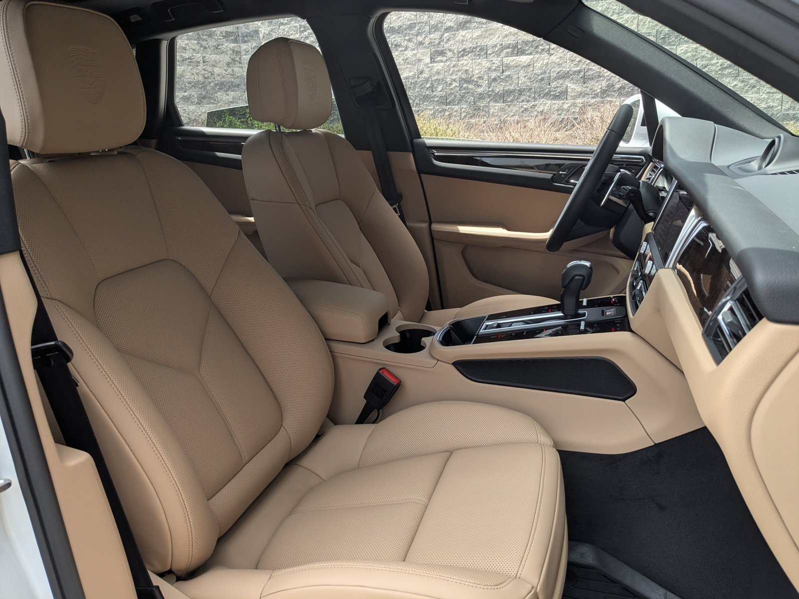 New 2026 Porsche Macan AWD/4WD image 26