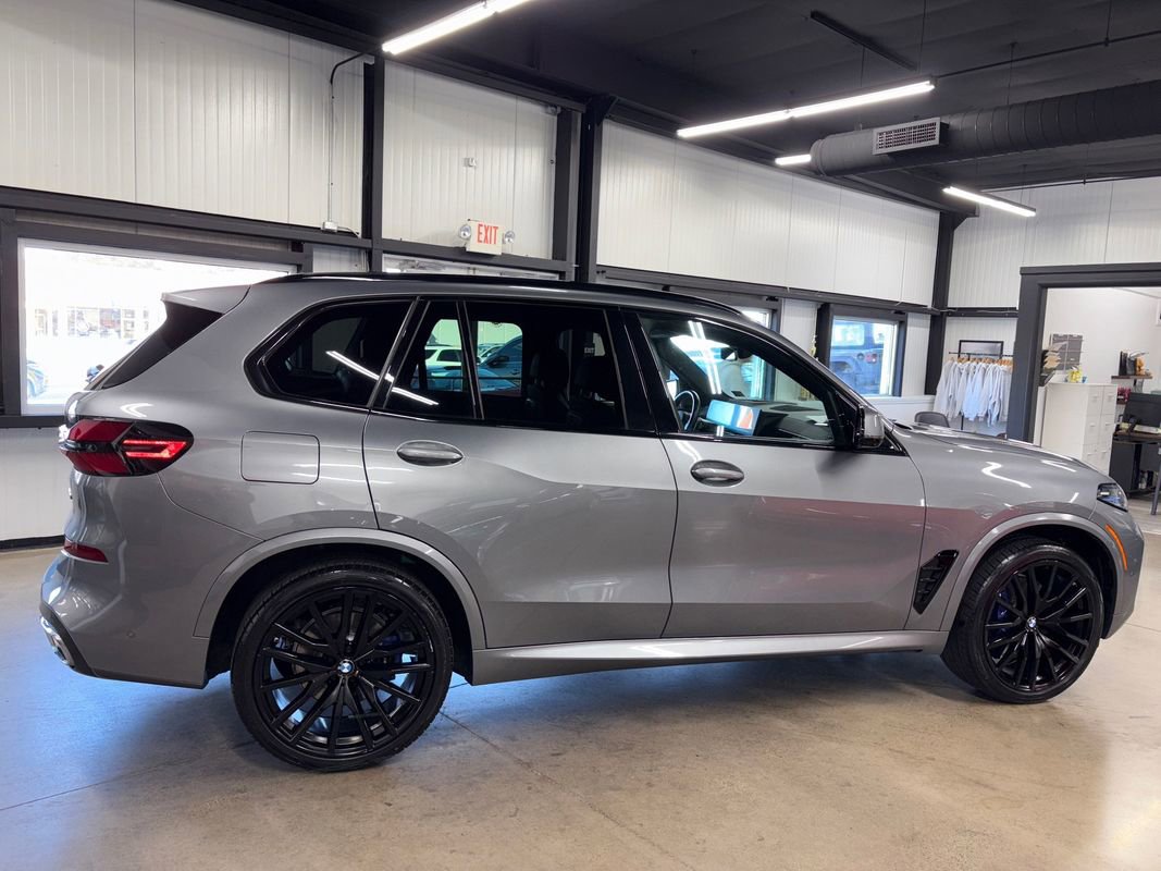Used 2024 BMW X5 sDrive40i w/ M Sport Package image 12