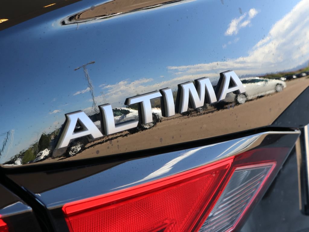 Used 2025 Nissan Altima 2.5 SL AWD/4WD image 36