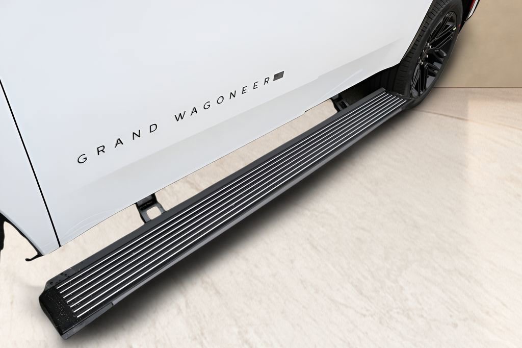 New 2026 Jeep Grand Wagoneer Limited AWD/4WD image 10