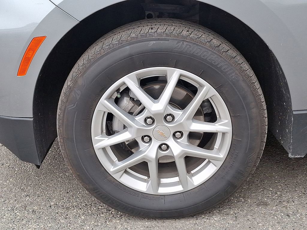 Used 2024 Chevrolet Equinox LT w/ LPO, Floor Liner Package image 32