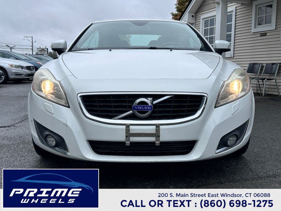 Used 2013 Volvo C70 T5 FWD image 2