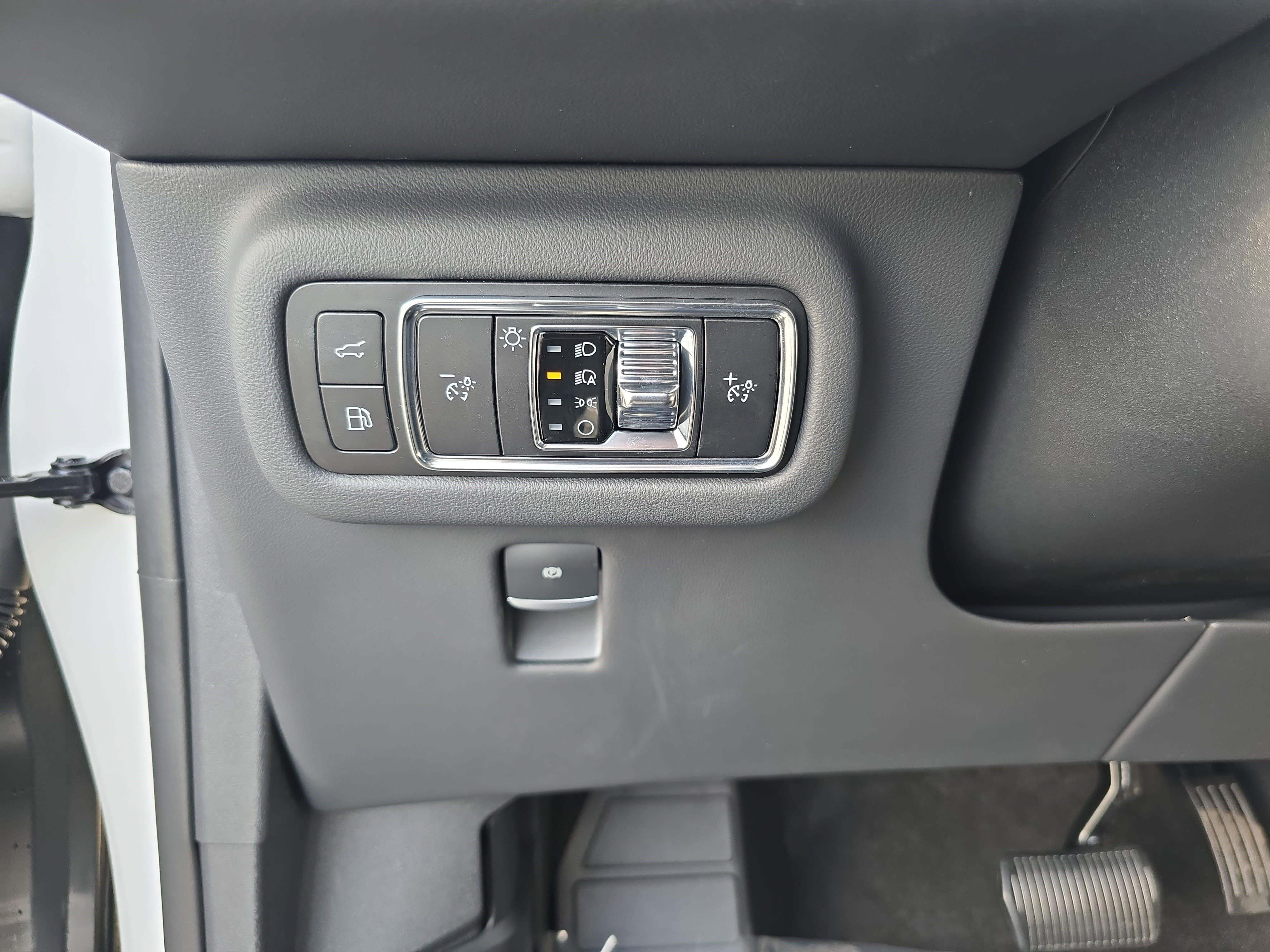 New 2026 Lincoln Nautilus Reserve AWD/4WD image 26
