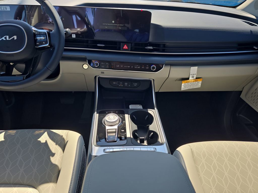 New 2026 Kia Carnival EX FWD image 15