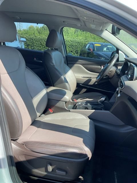 Used 2019 Hyundai Santa Fe Limited FWD image 16