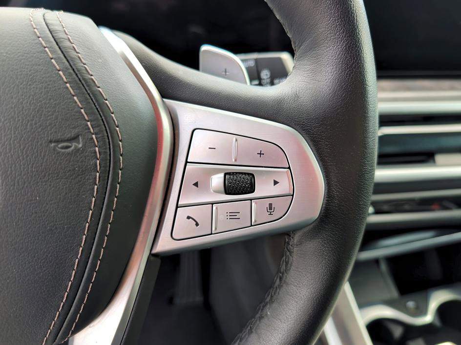 Used 2025 BMW X7 xDrive40i w/ Premium Package image 20