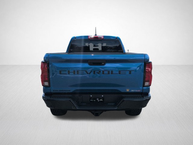 Used 2024 Chevrolet Colorado ZR2 w/ Technology Package AWD/4WD image 9