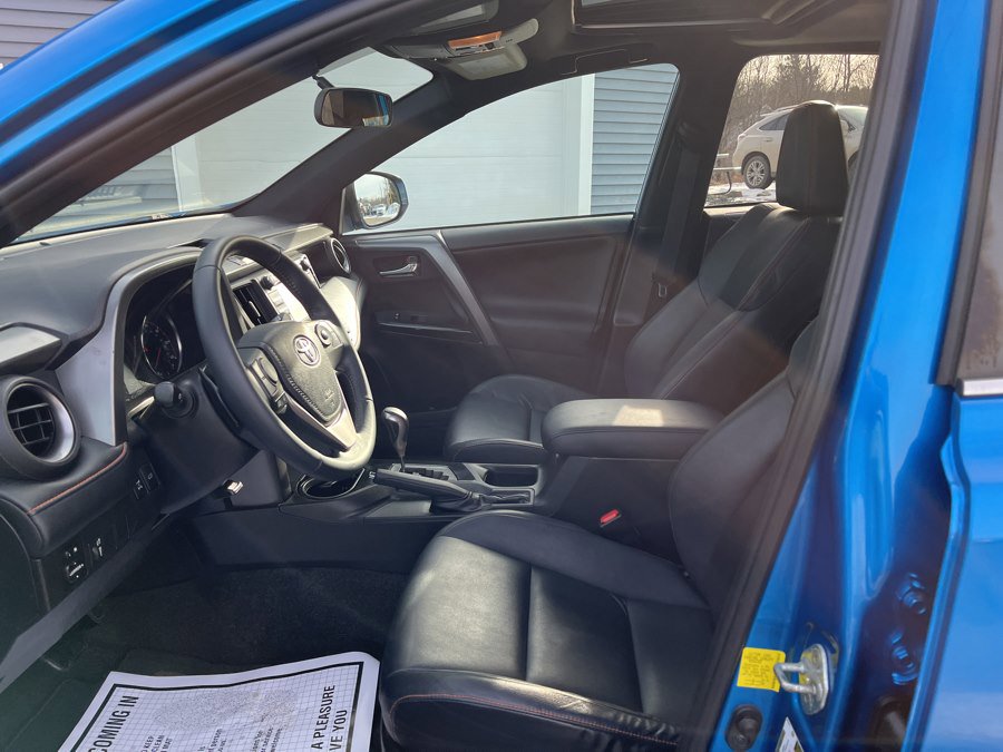 Used 2016 Toyota RAV4 SE AWD/4WD image 6