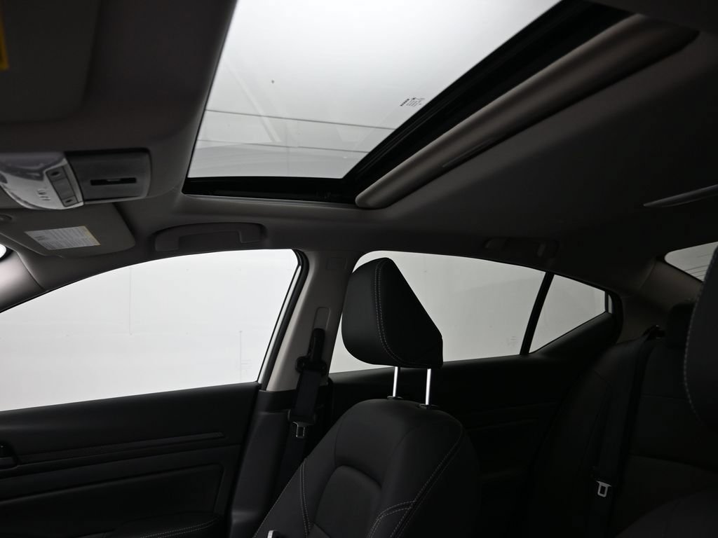 New 2026 Nissan Altima 2.5 SV w/ SV Premium Package FWD image 20