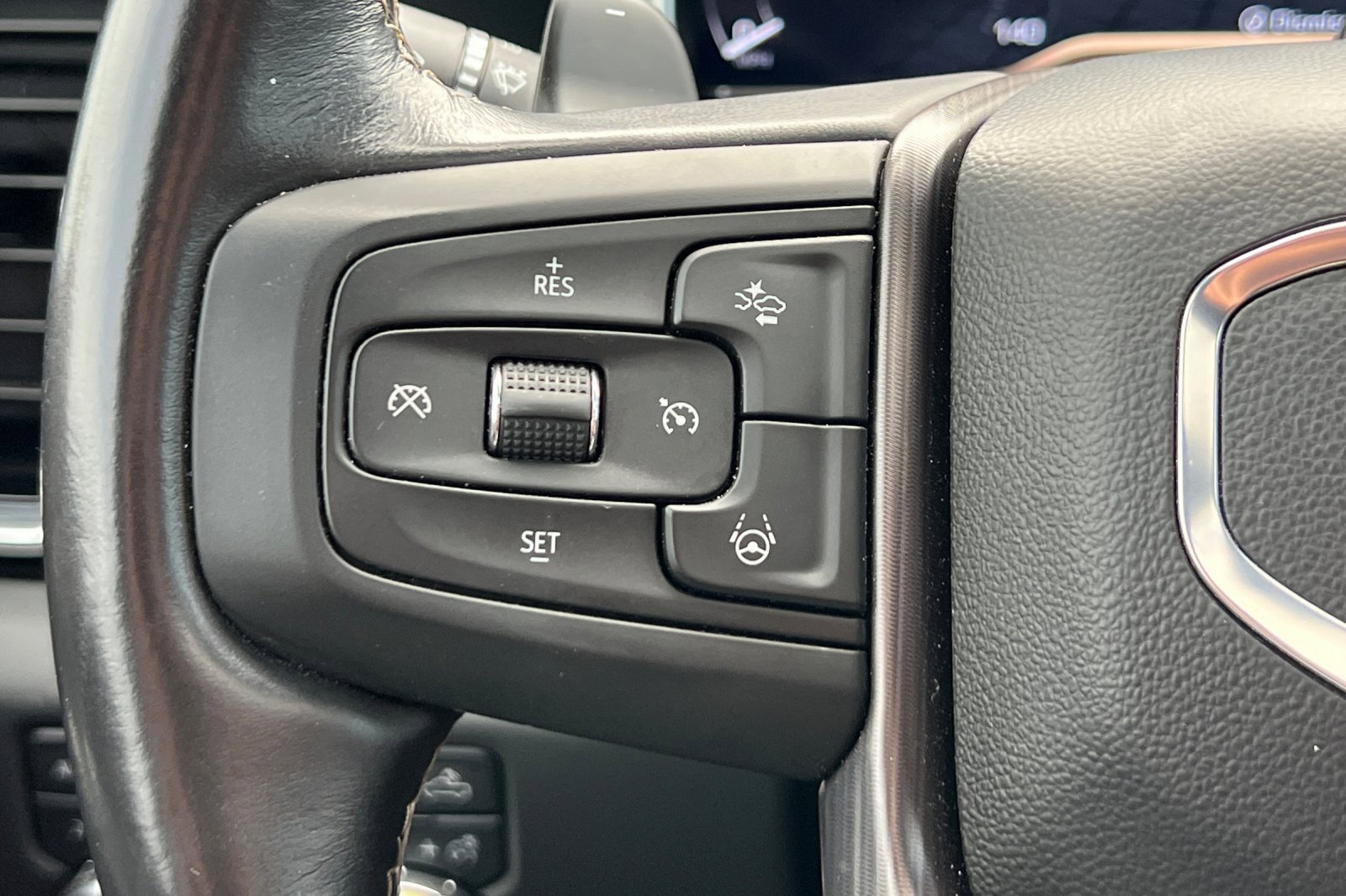 Used 2024 GMC Sierra 1500 Denali Ultimate image 33