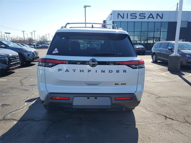New 2026 Nissan Pathfinder SL image 6