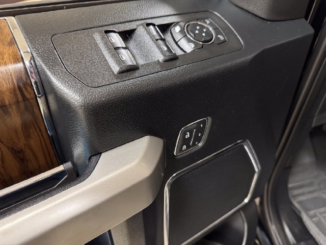 Used 2018 Ford F150 Lariat w/ Equipment Group 502A Luxury RWD image 7