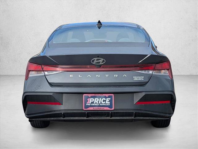 Used 2024 Hyundai Elantra SEL image 7