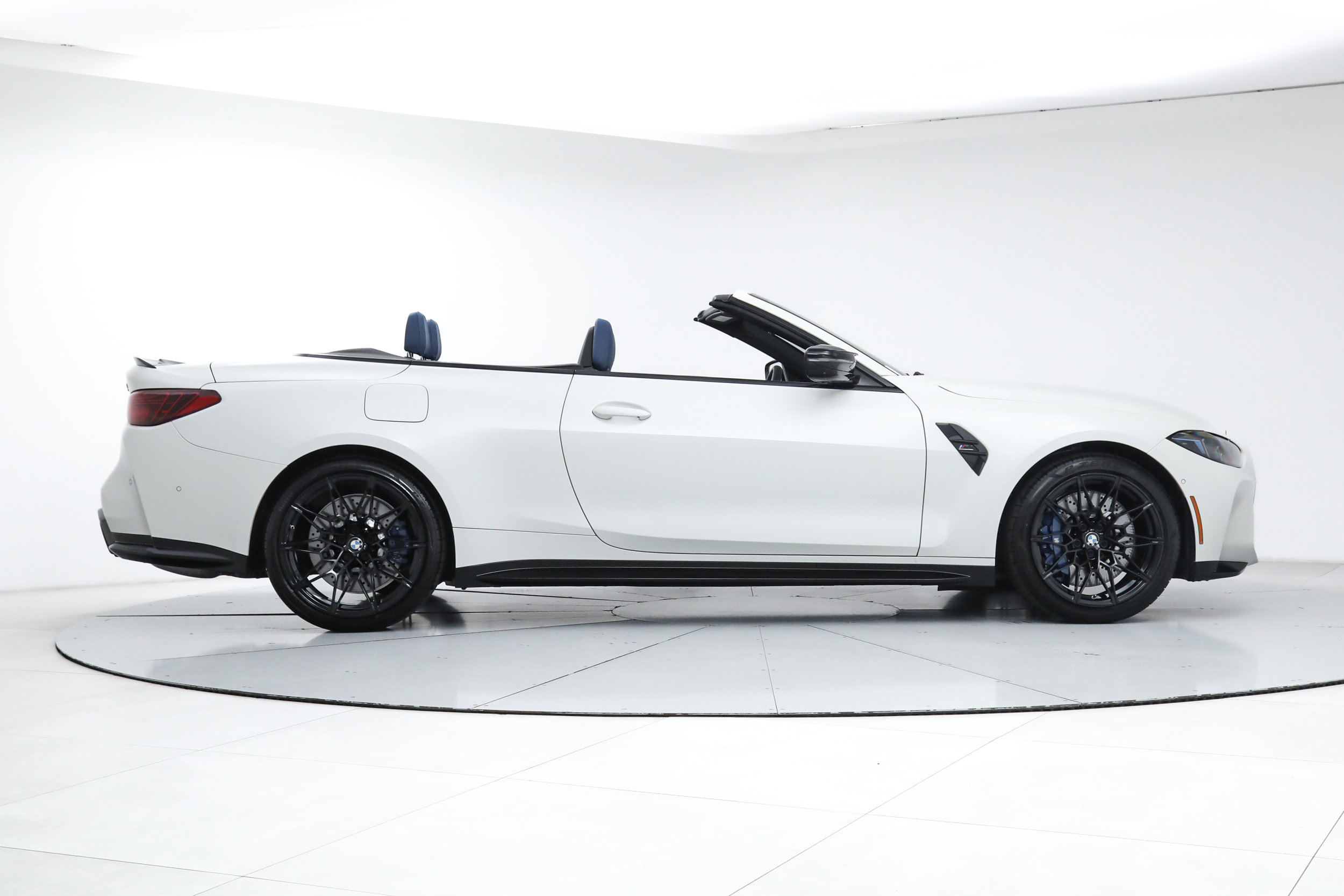 Used 2026 BMW M4 xDrive Competition w/ Executive Package AWD/4WD image 7