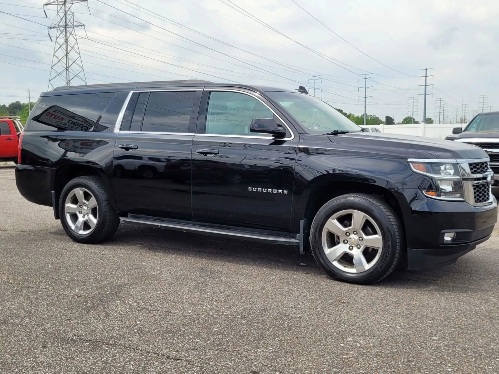 Used 2015 Chevrolet Suburban LT AWD/4WD image 2