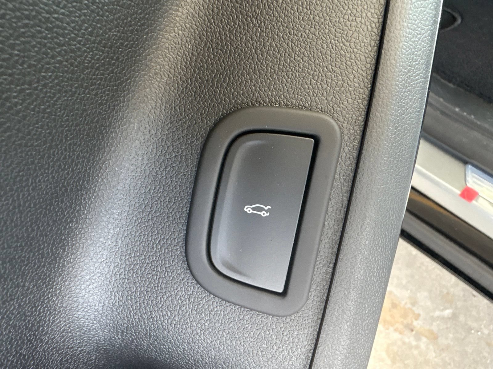 New 2027 Chevrolet Traverse RS AWD/4WD image 15