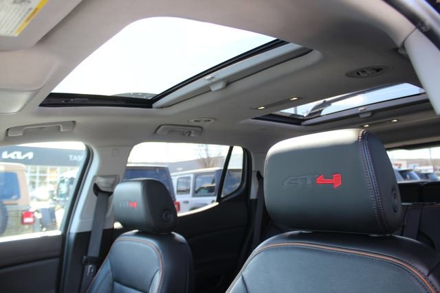 Used 2021 GMC Acadia AT4 image 22