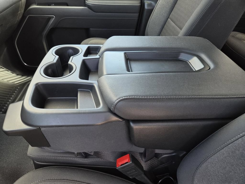 Used 2026 Chevrolet Silverado 1500 LT AWD/4WD image 32