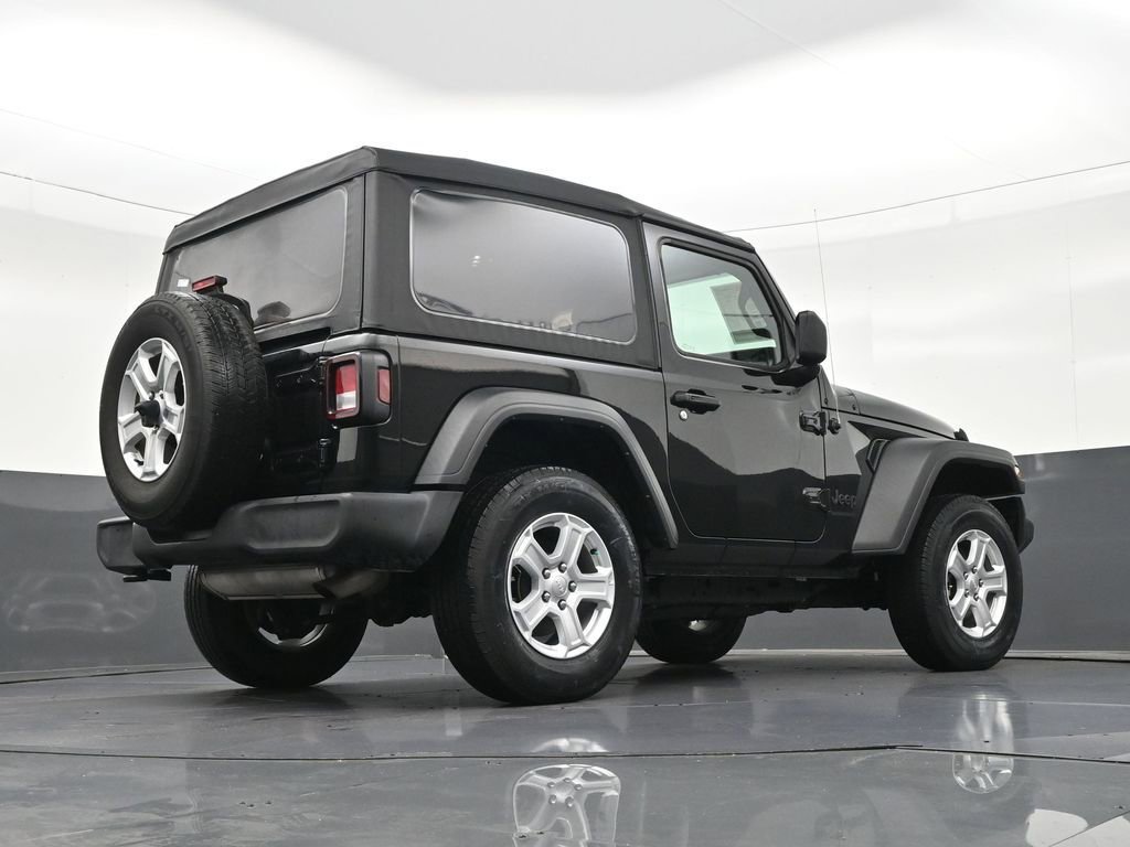 Used 2022 Jeep Wrangler Sport AWD/4WD image 26