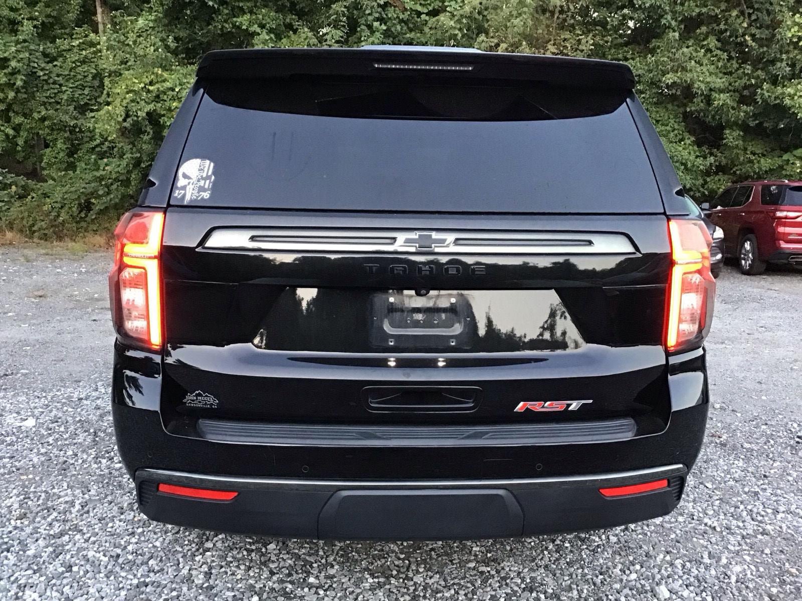 Used 2022 Chevrolet Tahoe RST w/ Luxury Package AWD/4WD image 3