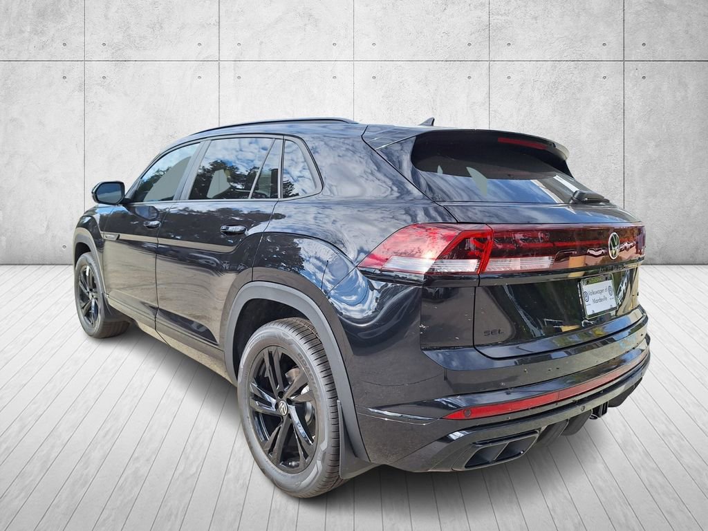New 2026 Volkswagen Atlas Cross Sport SEL R-Line image 3