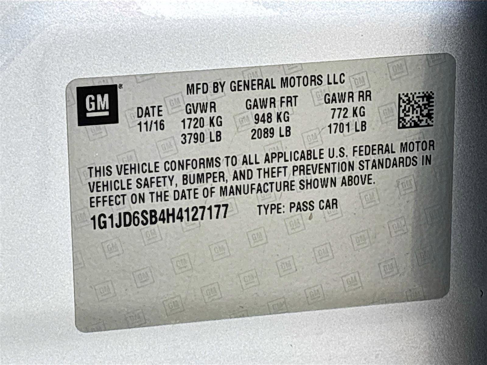 Used 2017 Chevrolet Sonic LT w/ Fun and Sun Package image 34