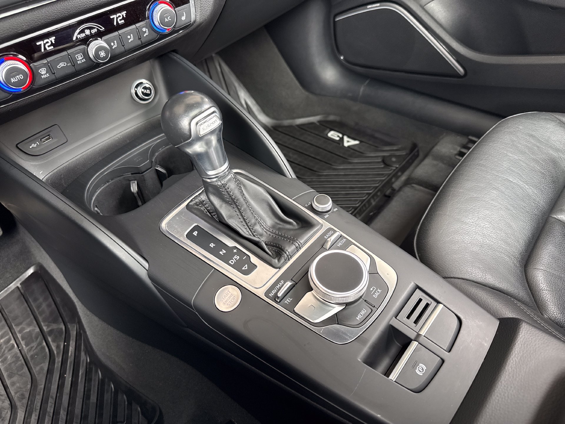 Used 2018 Audi A3 e-tron Premium Plus w/ Technology Package FWD image 13