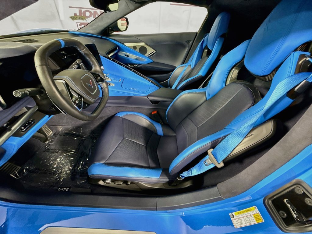 Used 2024 Chevrolet Corvette Stingray Premium Cpe w/ Z51 Performance Package RWD image 26
