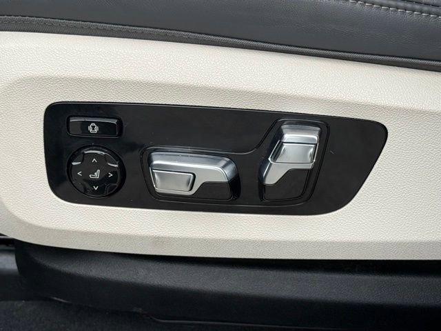 Certified 2023 BMW X7 M60i w/ Executive Package AWD/4WD image 21